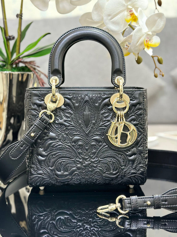 MC-Christian Dior-3190