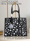MC-LV-Bags-3499