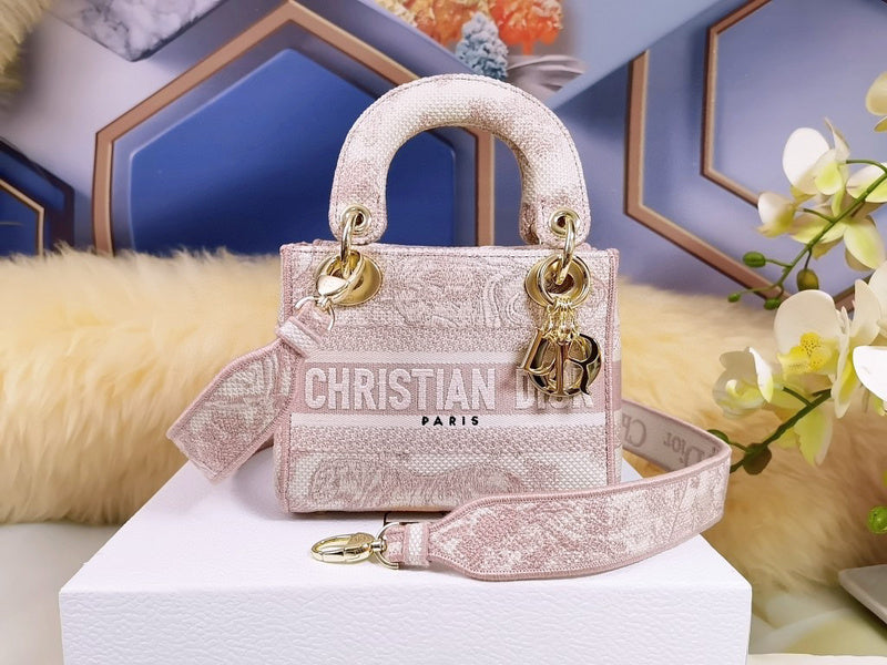 MC-Christian Dior-3202