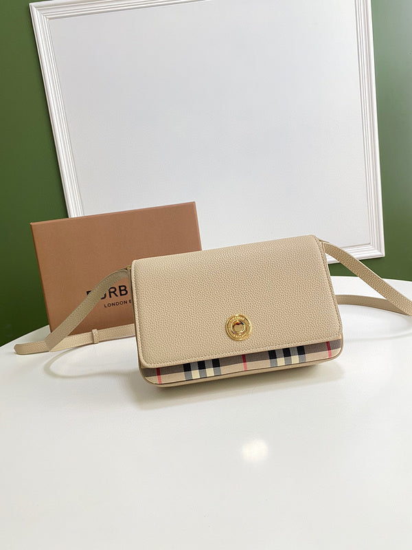 MC-Burberry-491