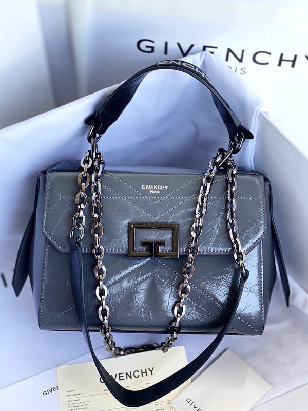 MC-GIVENCHY-467