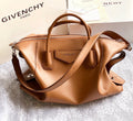 MC-GIVENCHY-469