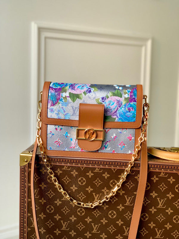 MC-LV-Bags-3529
