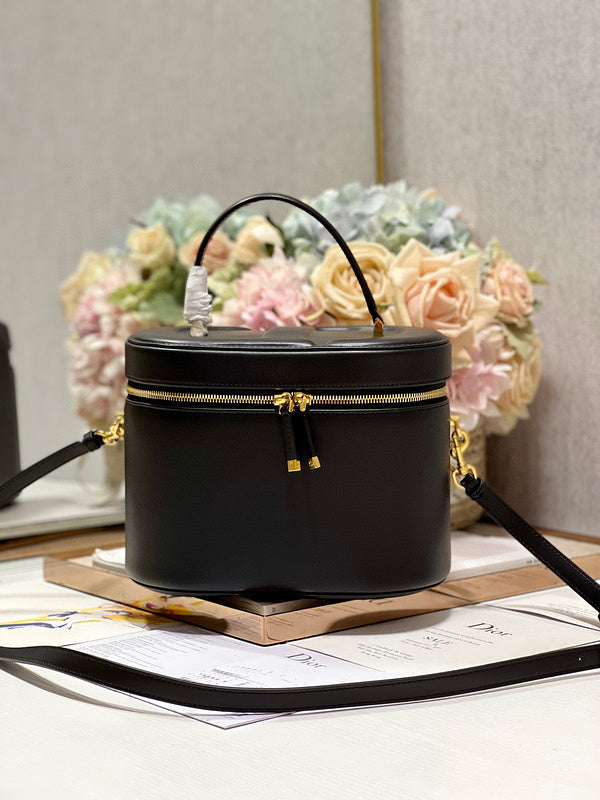 MC-Christian Dior-3246