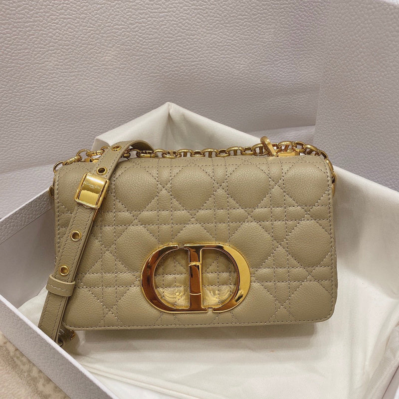 MC-Christian Dior-3260