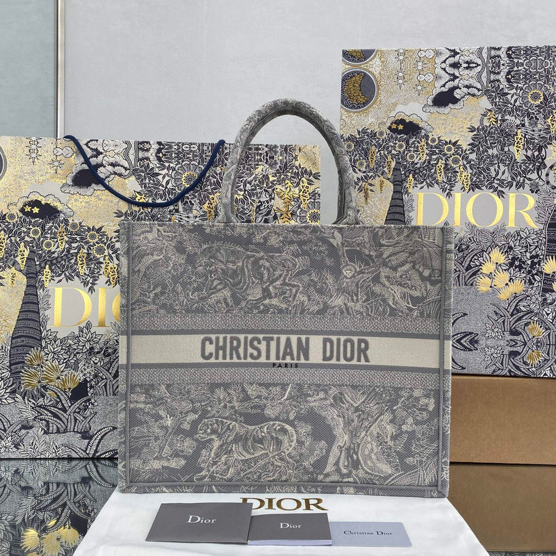 MC-Christian Dior-3275