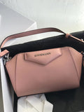 MC-GIVENCHY-476