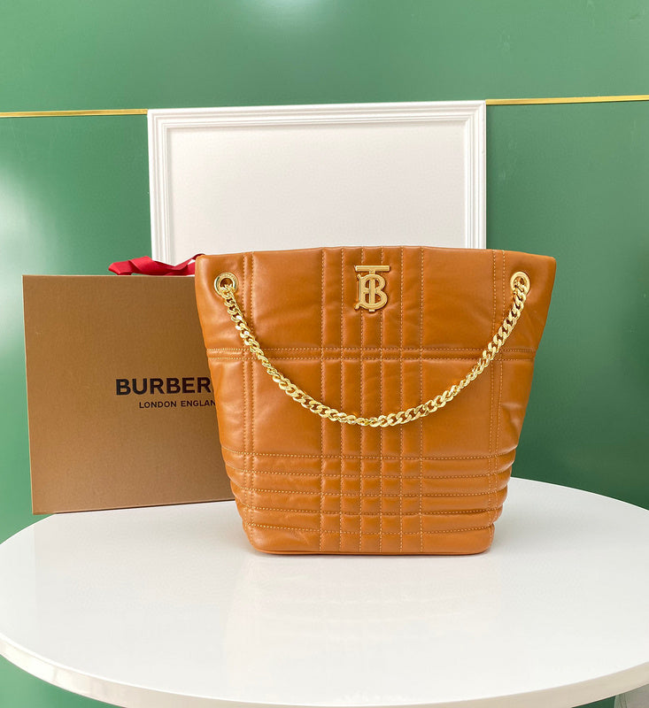 MC-Burberry-495
