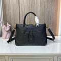 MC-LV-Bags-3597