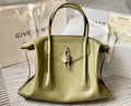 MC-GIVENCHY-480