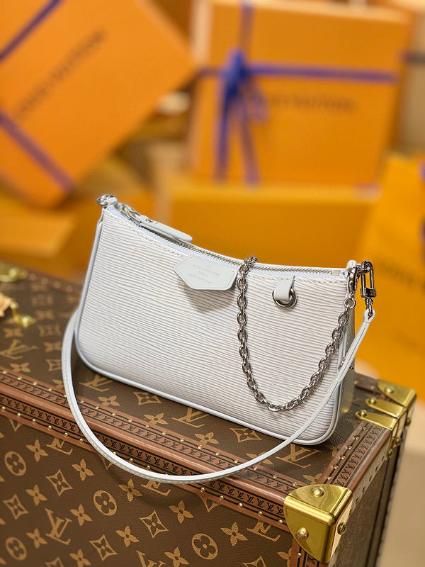 MC-LV-Bags-3603