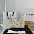 MC-GIVENCHY-483