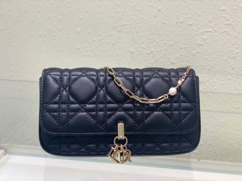 MC-Christian Dior-3297
