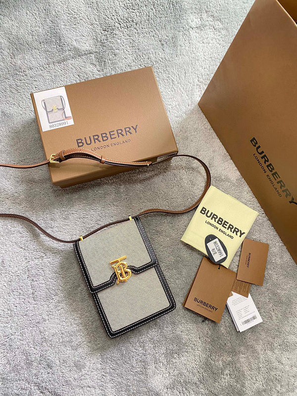 MC-Burberry-502