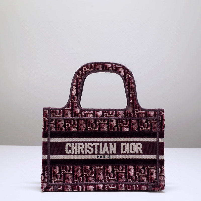 MC-Christian Dior-3304