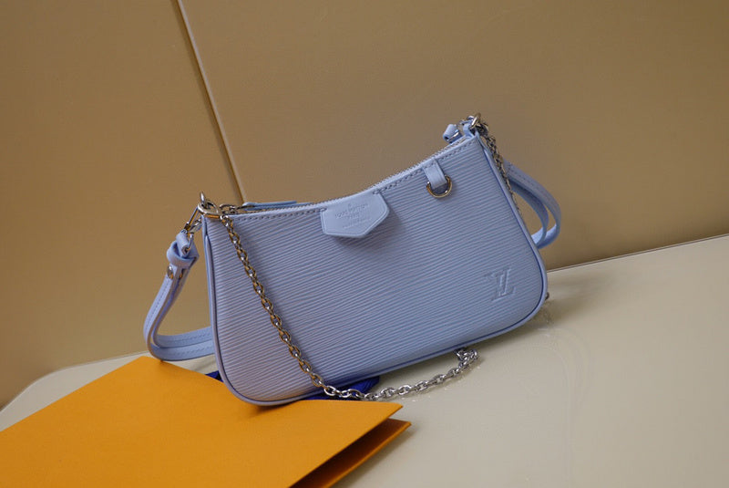 MC-LV-Bags-3642