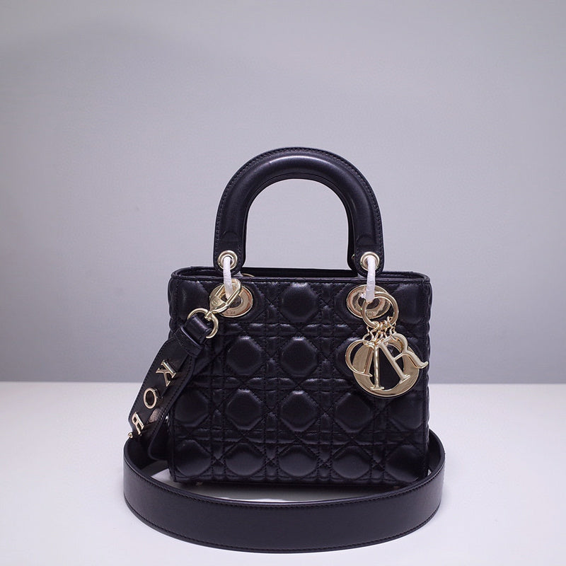 MC-Christian Dior-3343