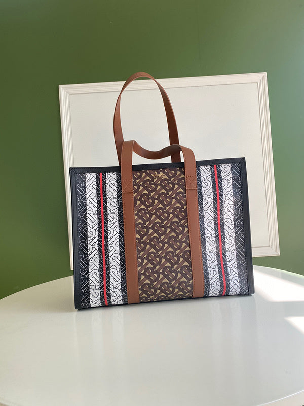 MC-Burberry-506