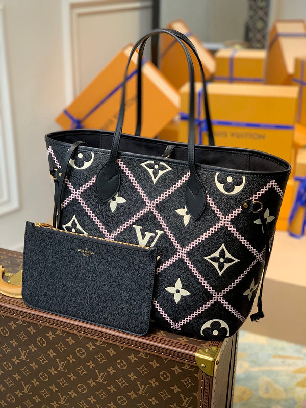 MC-LV-Bags-3661