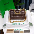 MC-Bottega Veneta-1887