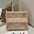 MC-Christian Dior-3352