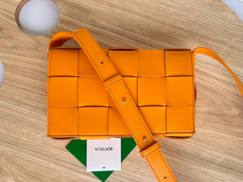 MC-Bottega Veneta-1897