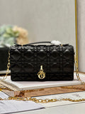 MC-Christian Dior-3393
