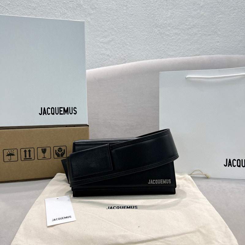 MC-JACQUEMUS-281