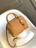 MC-Loewe-956