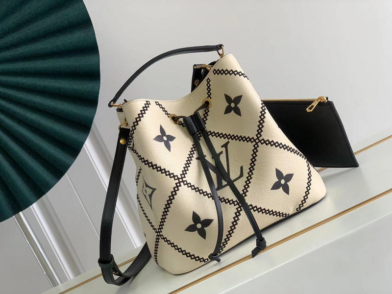 MC-LV-Bags-3736