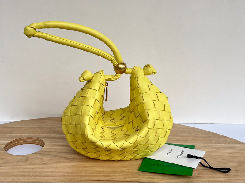 MC-Bottega Veneta-1924