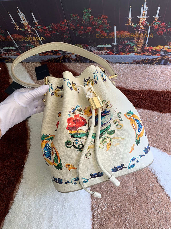 MC-Dolce Gabbana-120