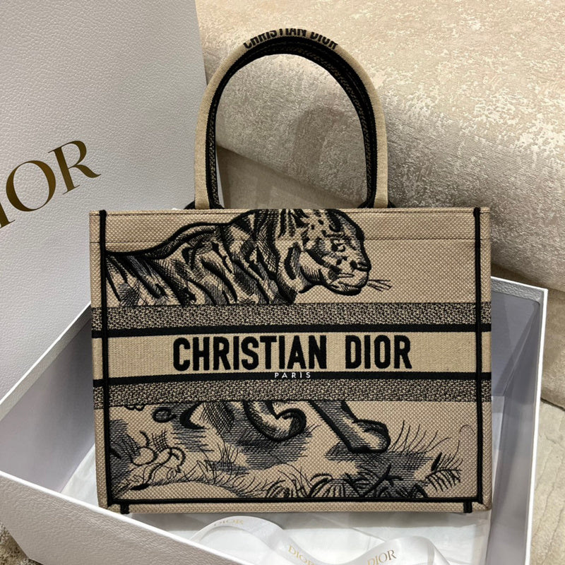 MC-Christian Dior-3432