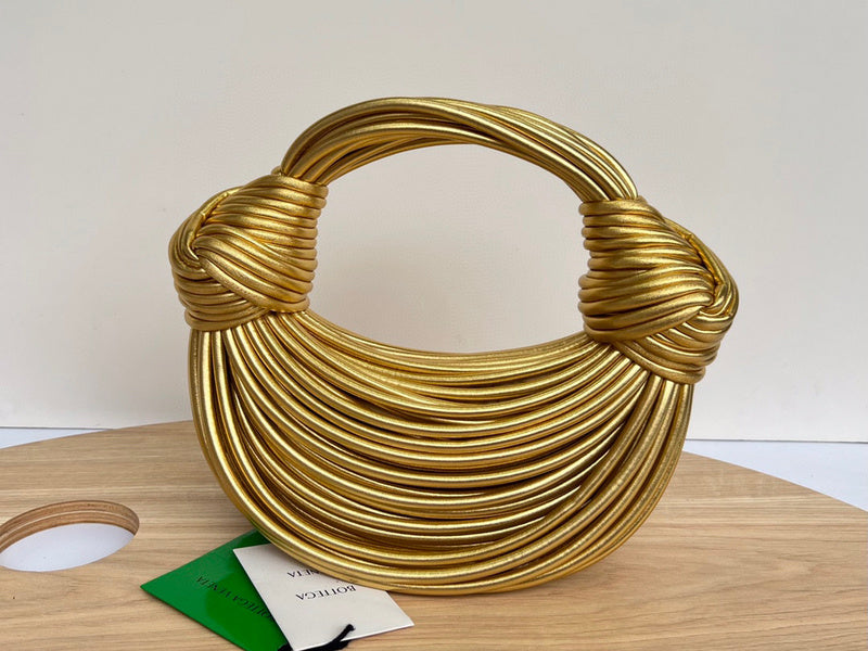 MC-Bottega Veneta-1930