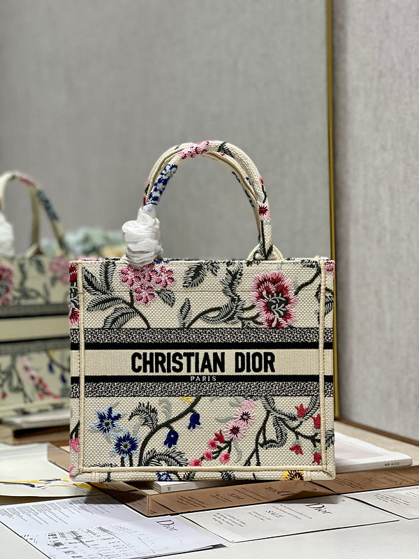 MC-Christian Dior-3435