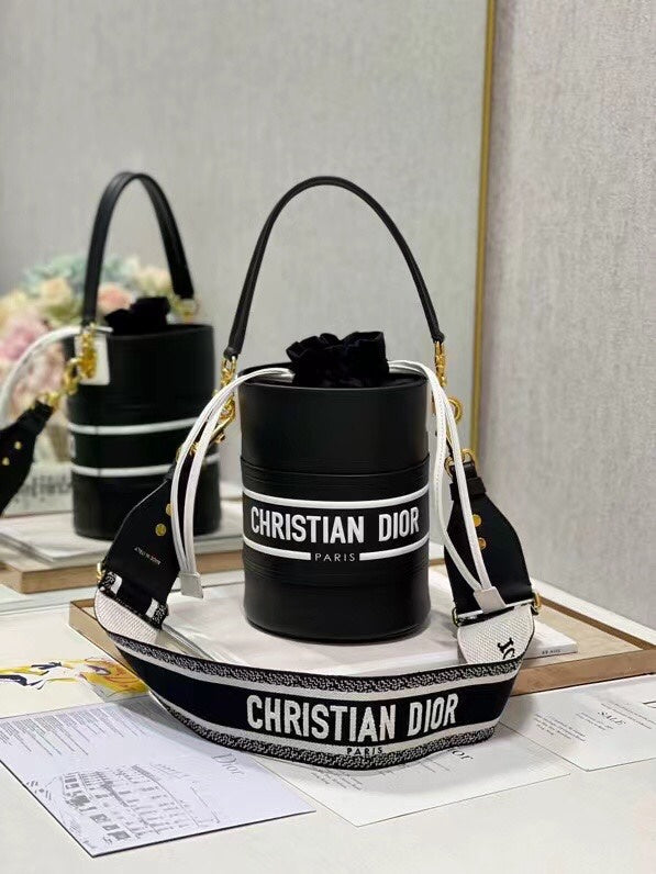 MC-Christian Dior-3443