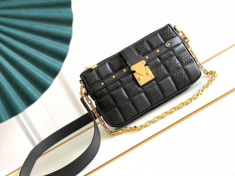 MC-LV-Bags-3778
