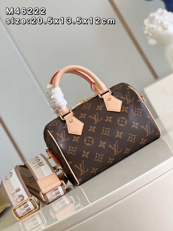 MC-LV-Bags-3793