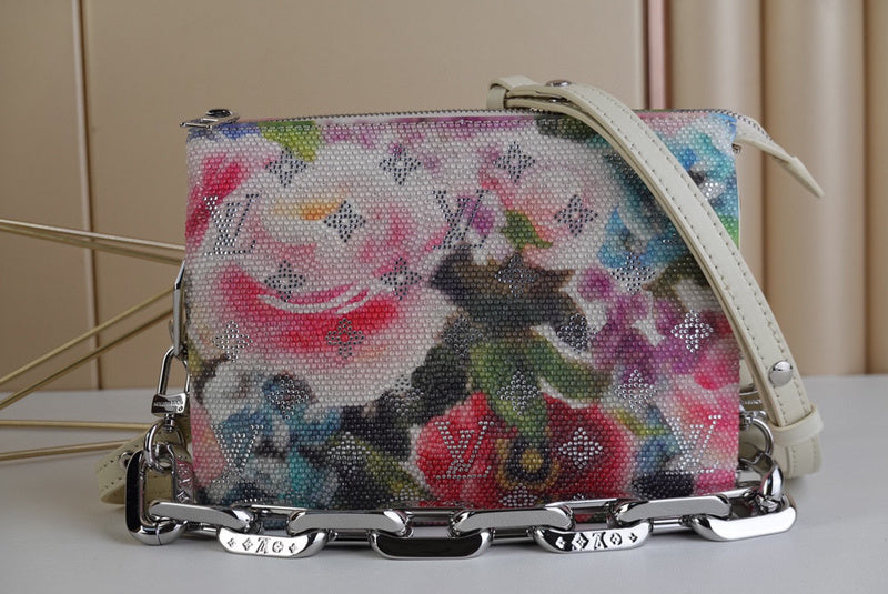 MC-LV-Bags-3795