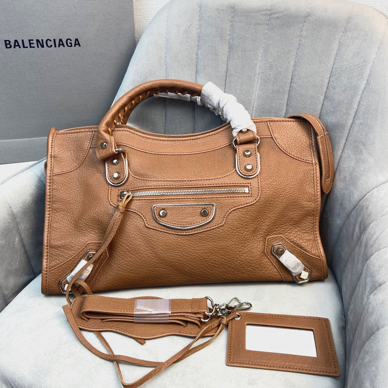 MC-Balenciaga-1500