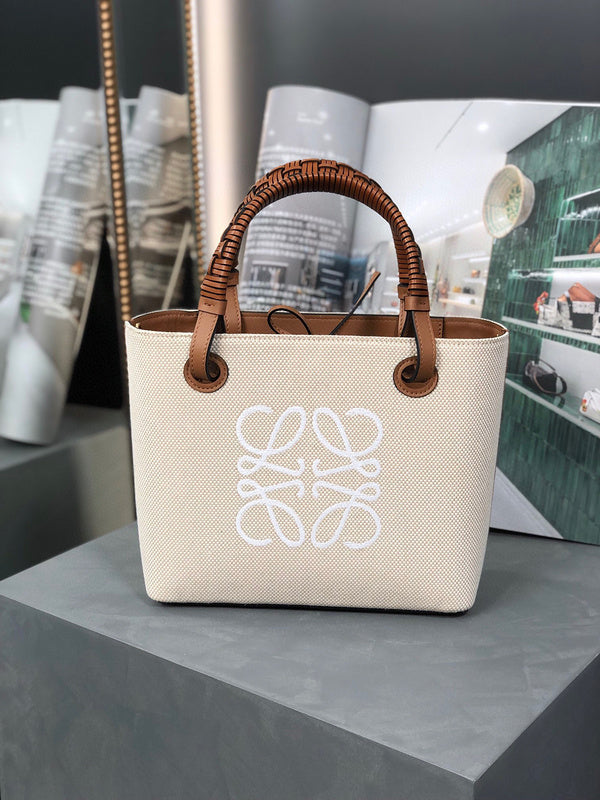MC-Loewe-971