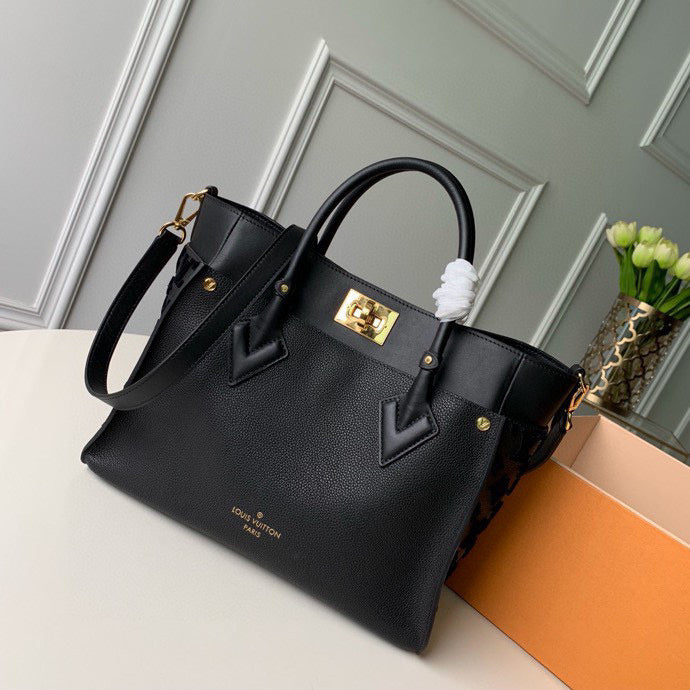 MC-LV-Bags-3811