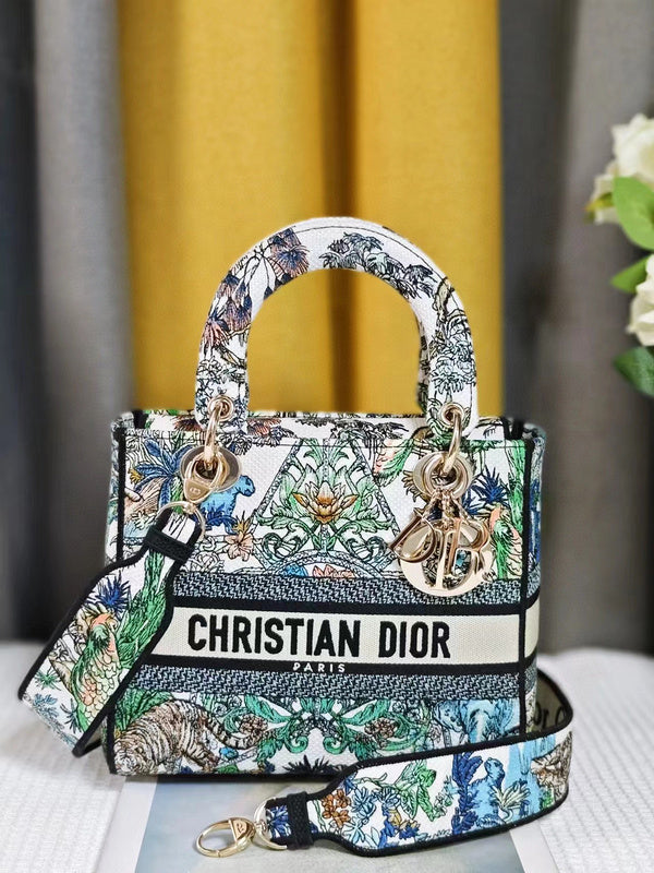 MC-Christian Dior-3471
