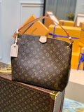 MC-LV-Bags-3815