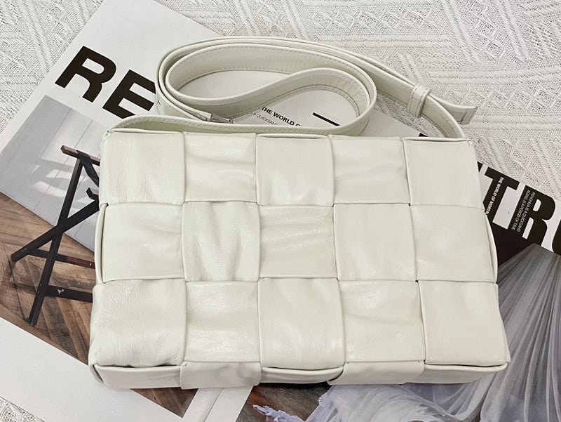 MC-Bottega Veneta-1951
