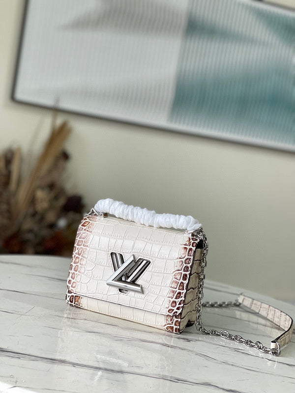 MC-LV-Bags-3836