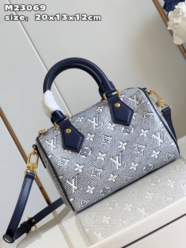 MC-LV-Bags-3837