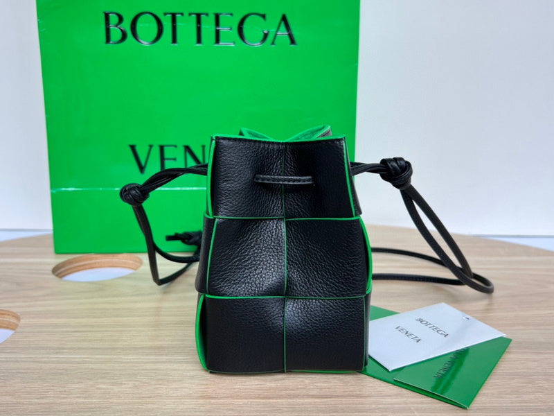 MC-Bottega Veneta-1955