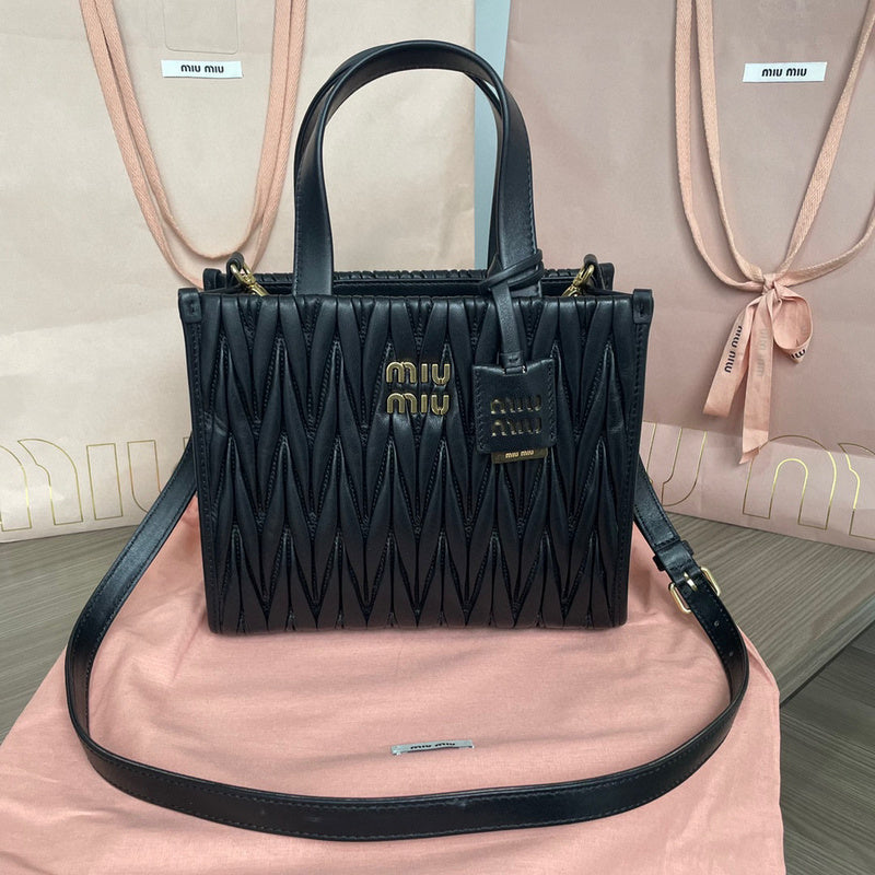 MC-Miu Miu-403