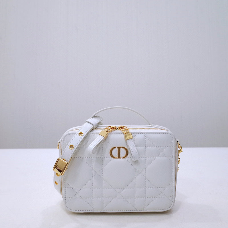 MC-Christian Dior-3497